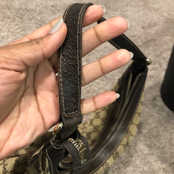 GUCCI Vintage Monogram Shoulder Bag || Brown - Picture 13 of 13